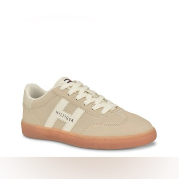 Tommy Hilfiger Shoes - Tommy Hilfiger Maisie Sneaker Size 11 NEW!